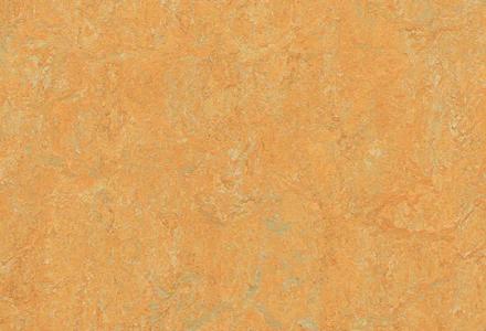Мармолеум Forbo Marbled 3847 golden saffron 2 мм