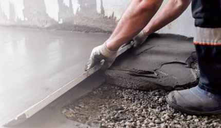 Стяжка пола с керамзитом: технология укладки